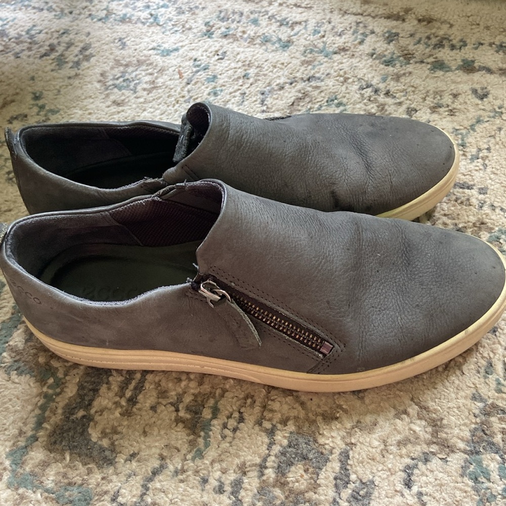 Ecco Soft 7 Women Size 41 Gray Mid Casual Sneakers
